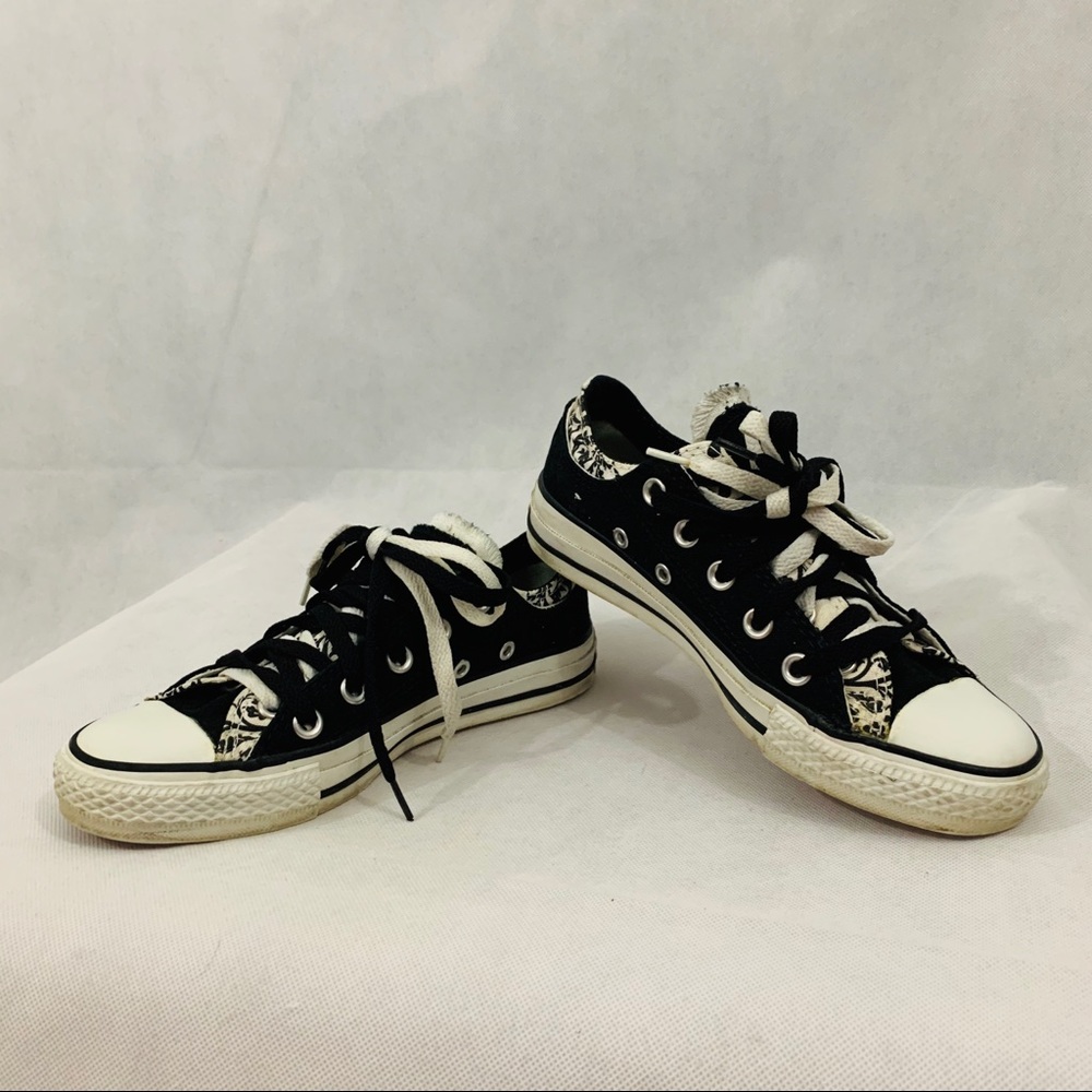 Converse All star with paisley print accent size 5